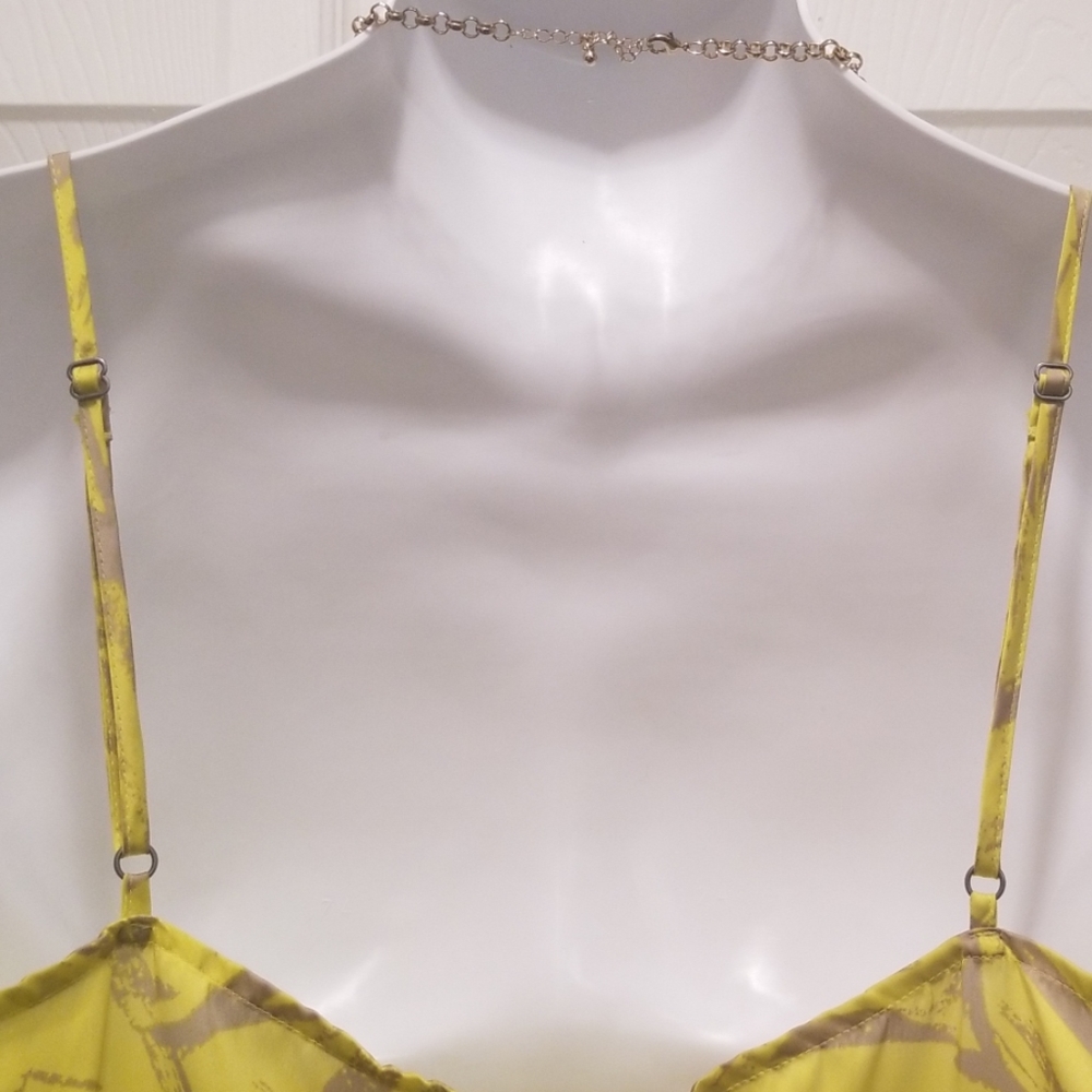 Top - Picture 4 of 4